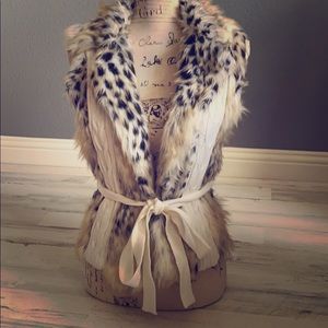 Fur animal print vest
